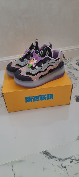 Роликовые кроссовки 34 размер