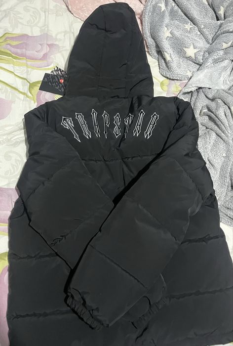 Продаю зимнюю куртку