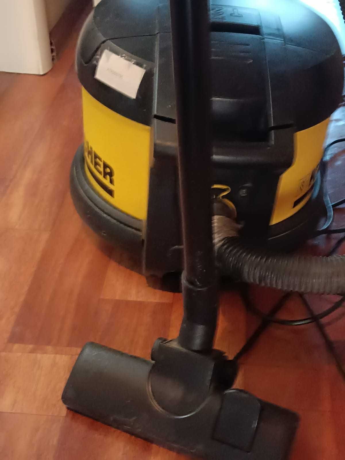 Мощный пылесос Karcher