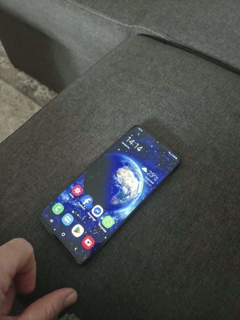 Samsung galaxy a70