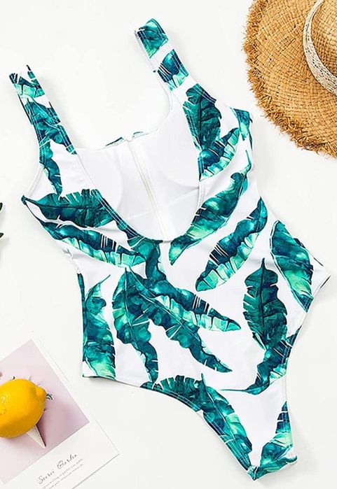Costume de baie noi