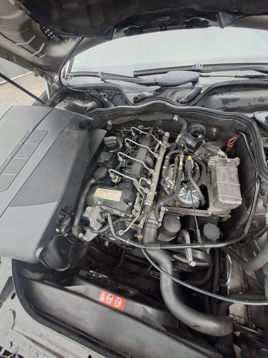 Vand Mercedes E200 w211 automat 2.2 Cdi
