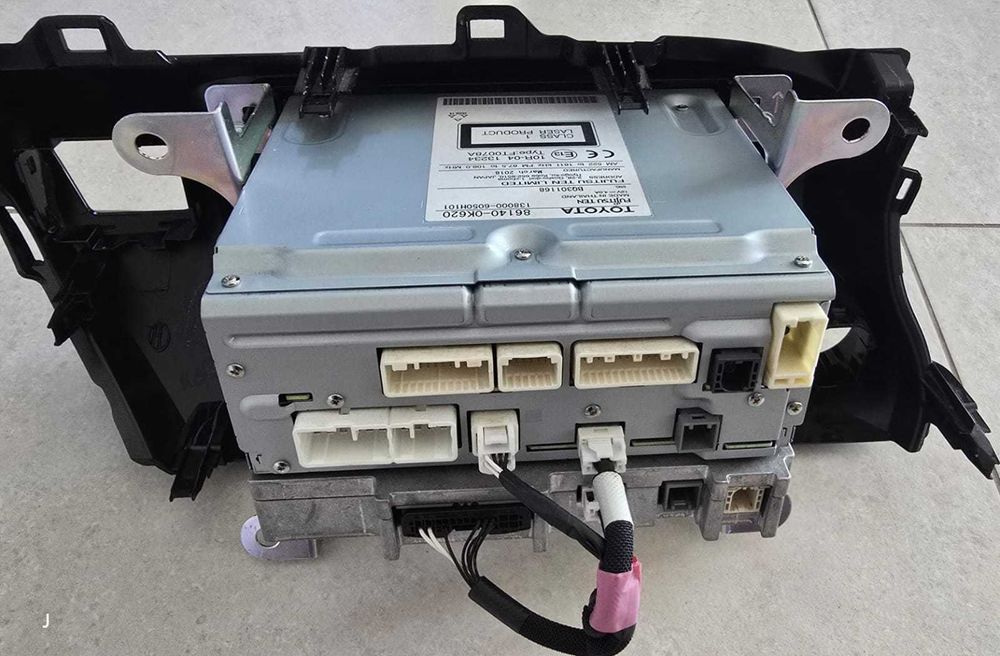 Navigatie originala Toyota Touch 2 with Go pentru Toyota Hilux