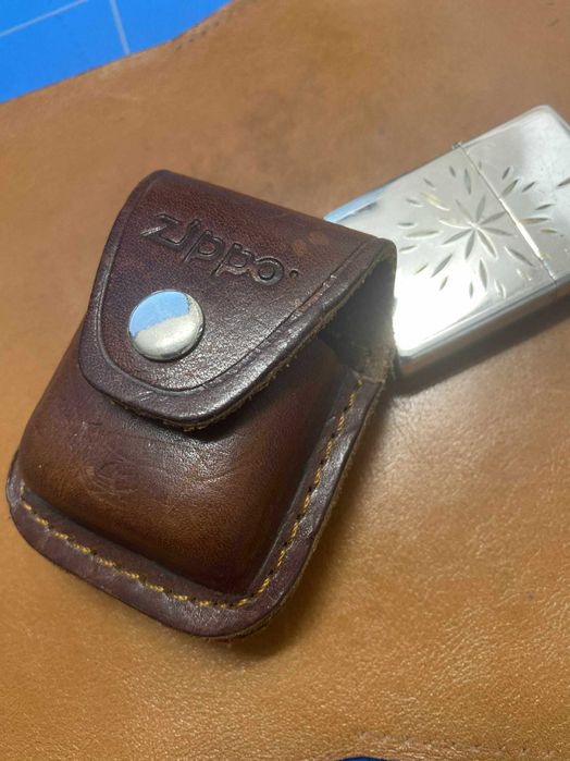 Bricheta Zippo Bradford PA Silver Plated + husa de piele
