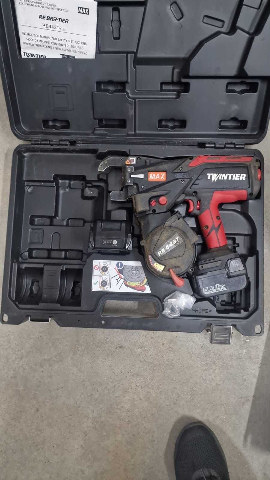 Mașină, pistol de legat fier beton MAX RB443T(CE) second