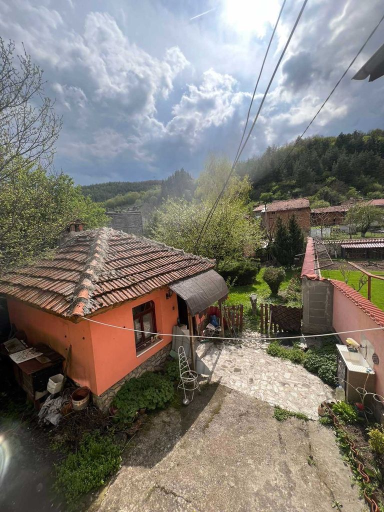 Продава се Къща в Елин Пелин - 60 кв.м за 1167 €/кв.м - Снимка #10