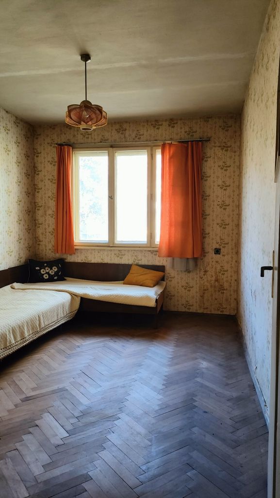 Продава се Тристаен апартамент в Велико Търново, Център - 128 кв.м за 704 €/кв.м - Снимка #1