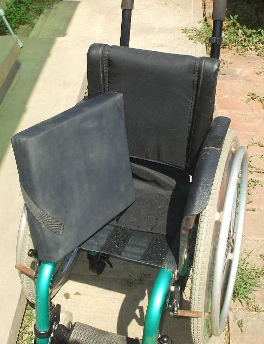Scaun cu rotile carucior copii - si pentru sport din Elvetia