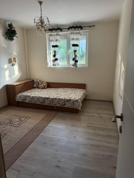 Дава се под наем Двустаен апартамент в Бургас, Лазур - 60 кв.м за 459 € - Снимка #2