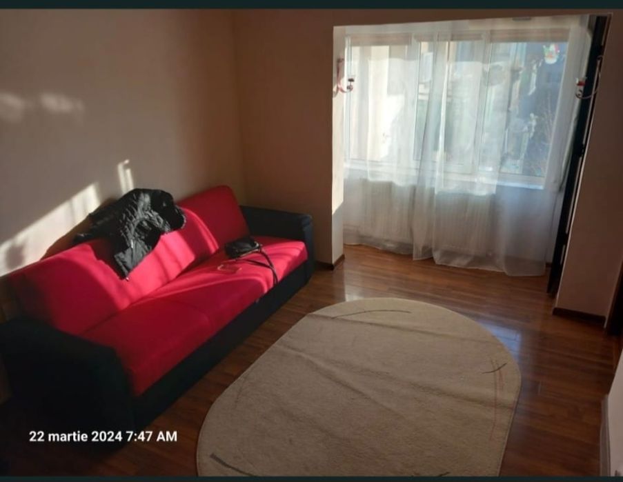 Închiriez garsonieră