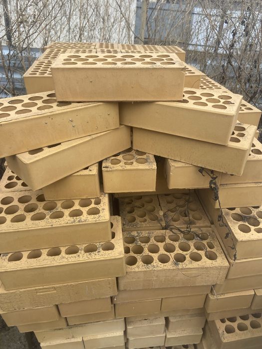 продам облицовочный кирпич