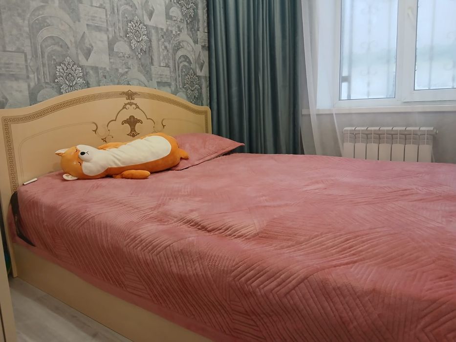 Кровать с тримо тумбы все комплекте продаю