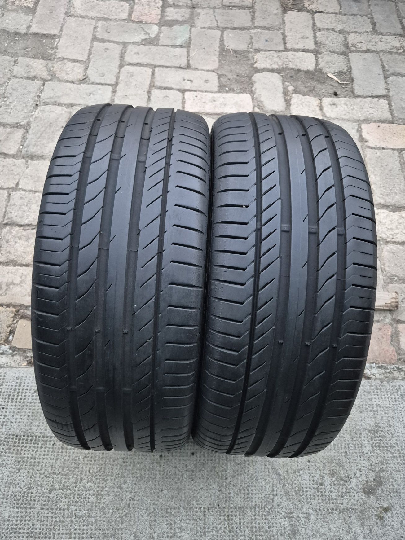 Set 2buc 235/45 R17 94W Continental ContiSportContact⁵ Conti Seal vară