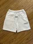 Pantaloni Essentials

Mărime: M
Culoare: Alb
Stare: