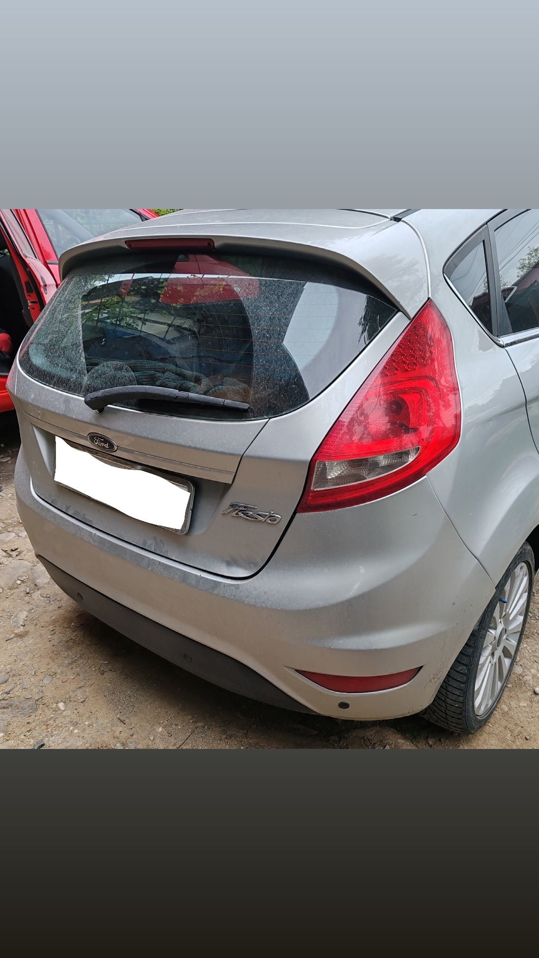 Haion + bară spate + senzori de parcare Ford fiesta vii