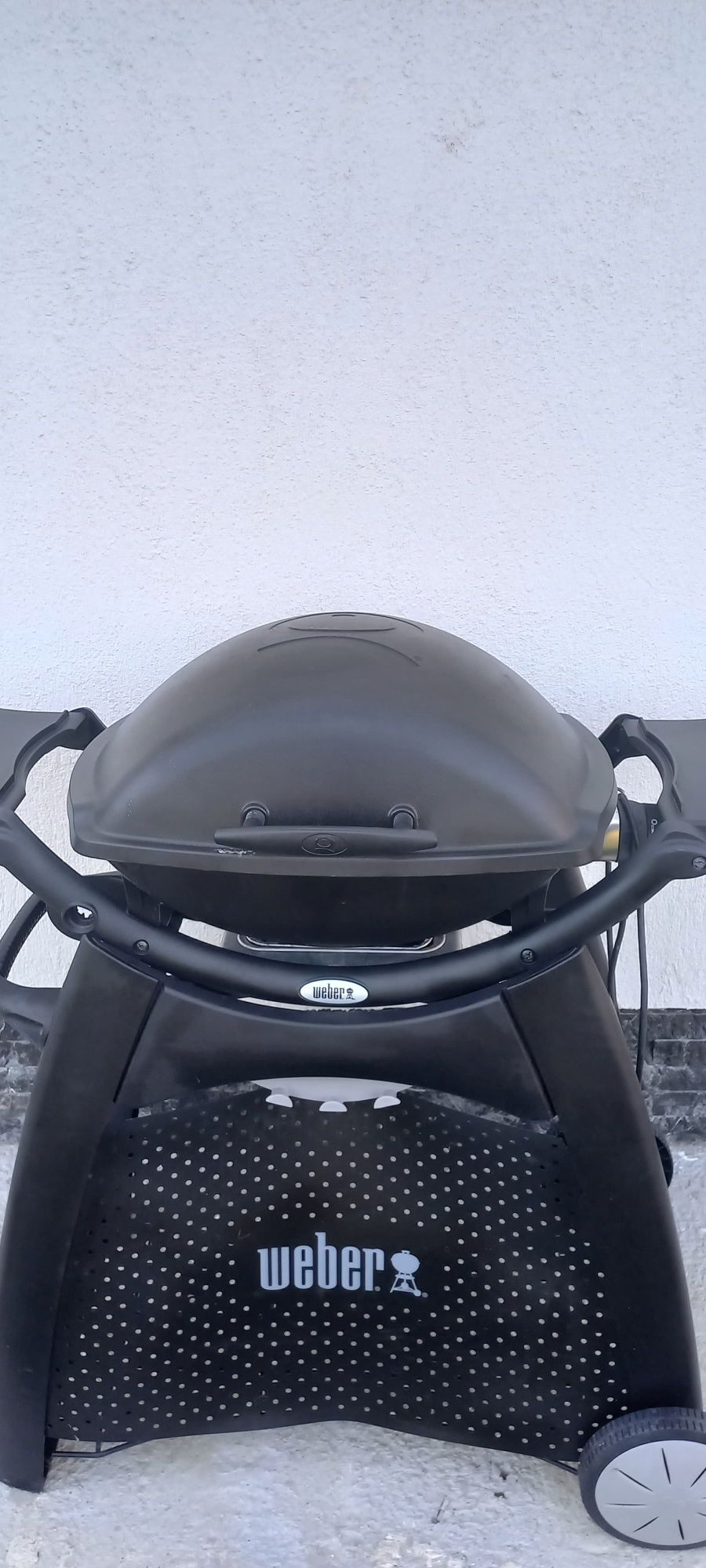 Gratar grill electric profesional Weber Q 2400