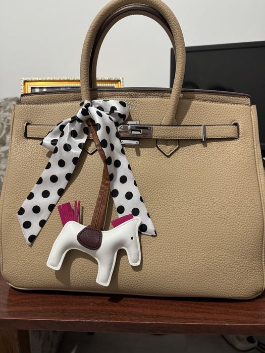 Сумка из мягкой кожи