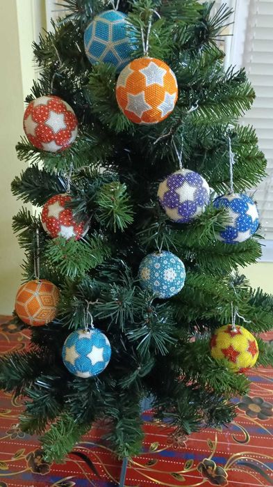 globuri unicat facute manual