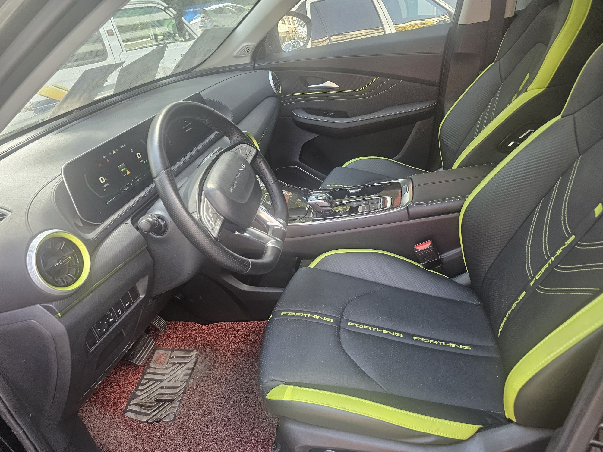 Dongfeng Passenger C 
Benzin+Elektr GIBRID
Naqd yoki foyizsiz bo'lib t