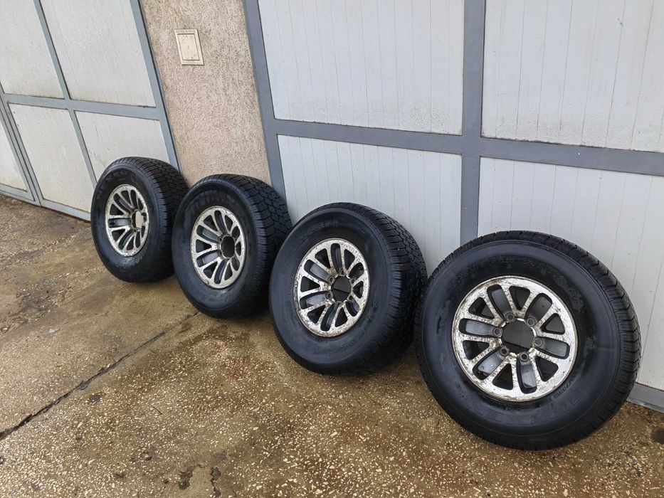 Джанти с гуми от Mitsubishi Pajero