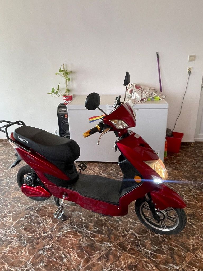 Scuter electric Volta Electric FARA PERMIS,