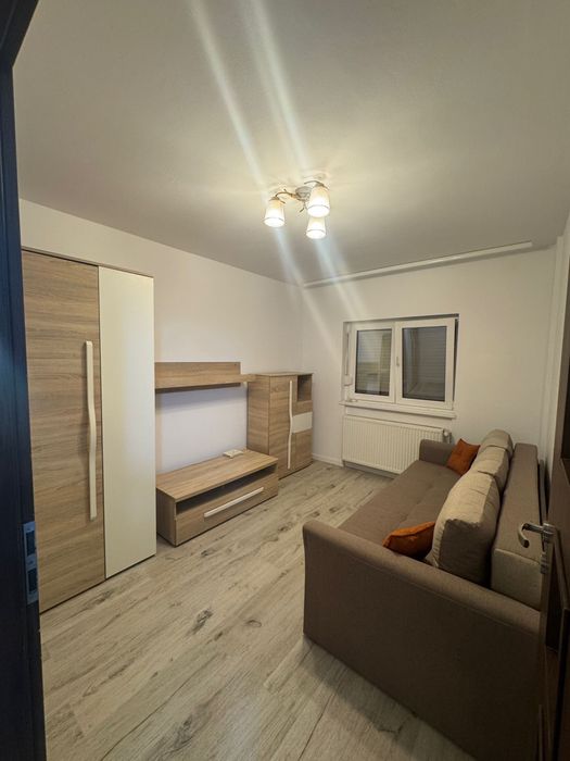 Ofer În Regim Hotelier Zona Sagului Lânga Restaurant Nora, 3 Camere!!!