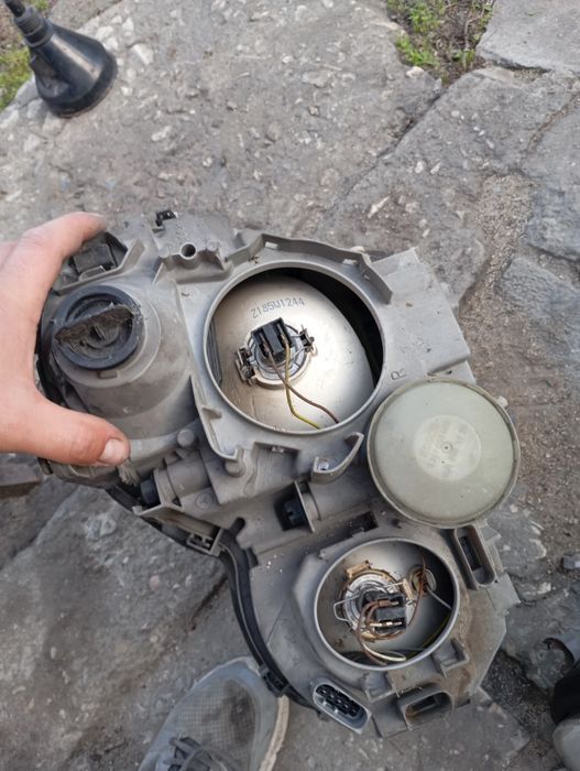 Фарове Mercedes Benz C class W203