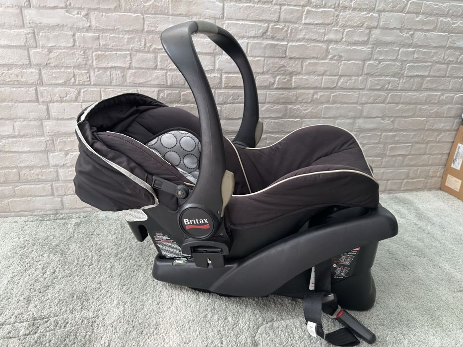 Бебешки кош за кола Britax с Isofix