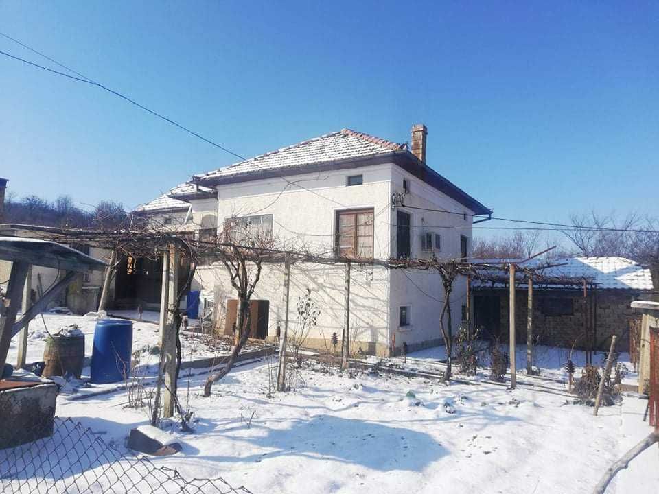 Продава се Къща в с. Пчелище, Област Велико Търново - 150 кв.м за 627 €/кв.м - Снимка #3