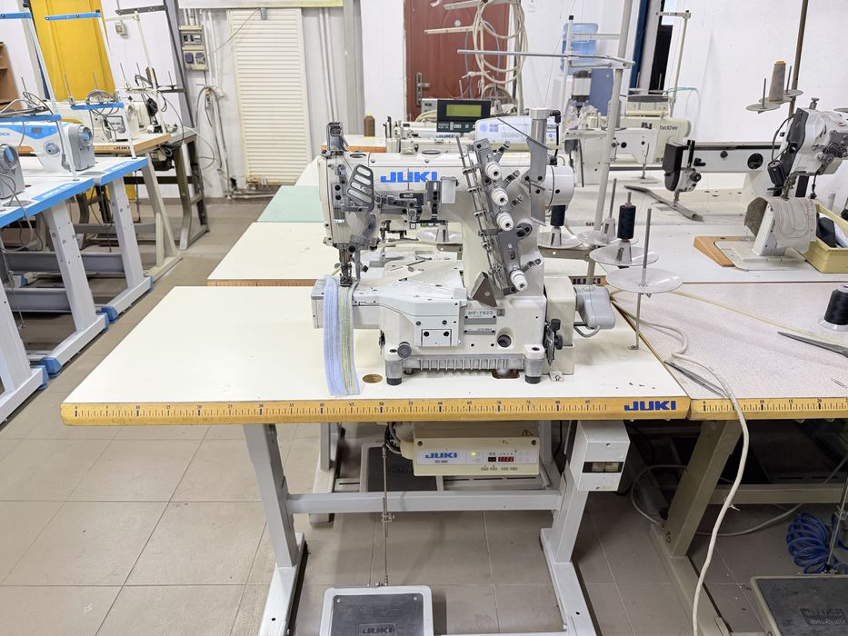 Masina de cusut Uberdeck JUKI MF7823 cusatura elastica