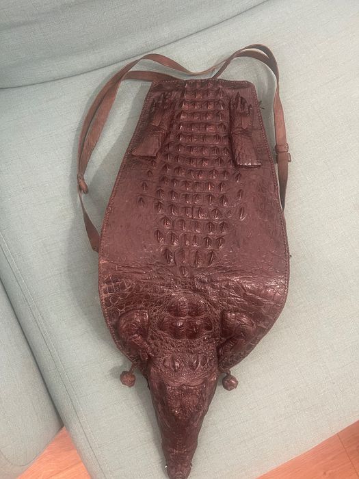 Чанта от естествена крокодилска кожа