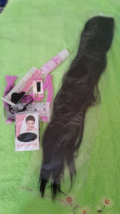 Продам парик женский новый