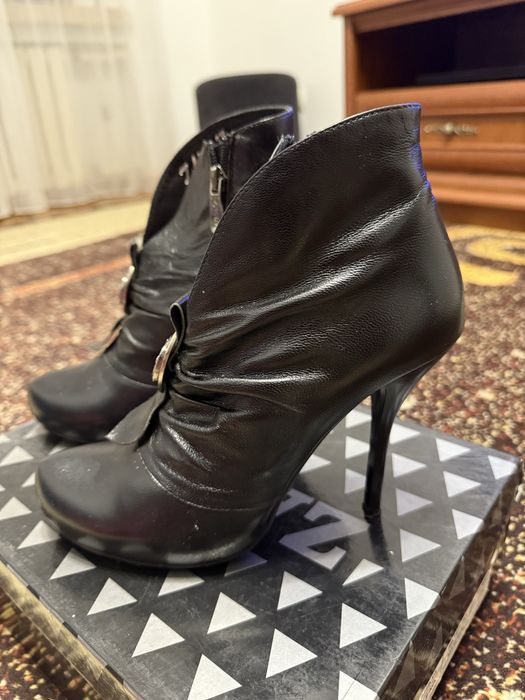 Ботильоны, черные, натульная кожа