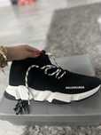 Balenciaga originali purtati o singura data marimea 44