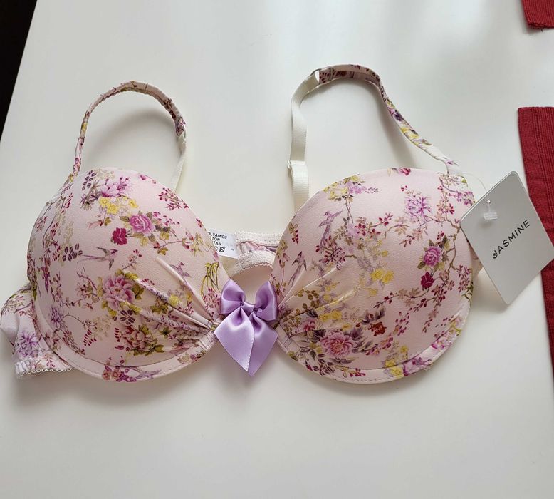 Suiten , brand Jasmine