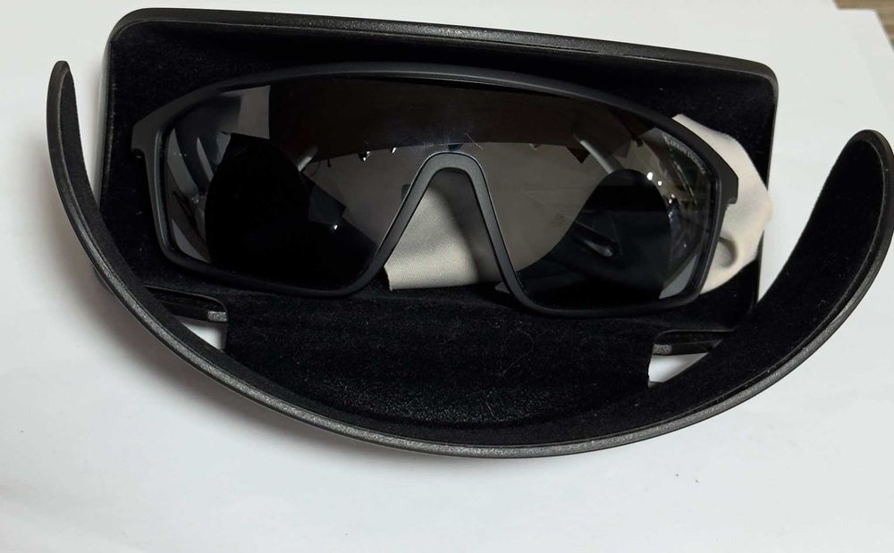 Слънчеви очила Armani Exchange AX4119S