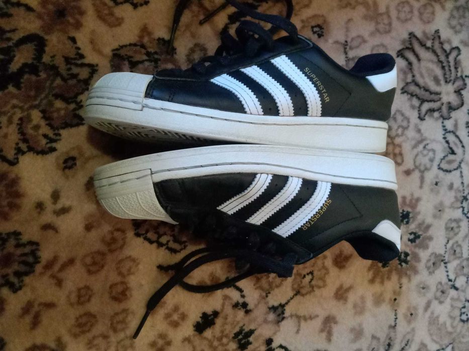 Adidași dama , Adidas Superstar , mărimea 38.5 aproape noi