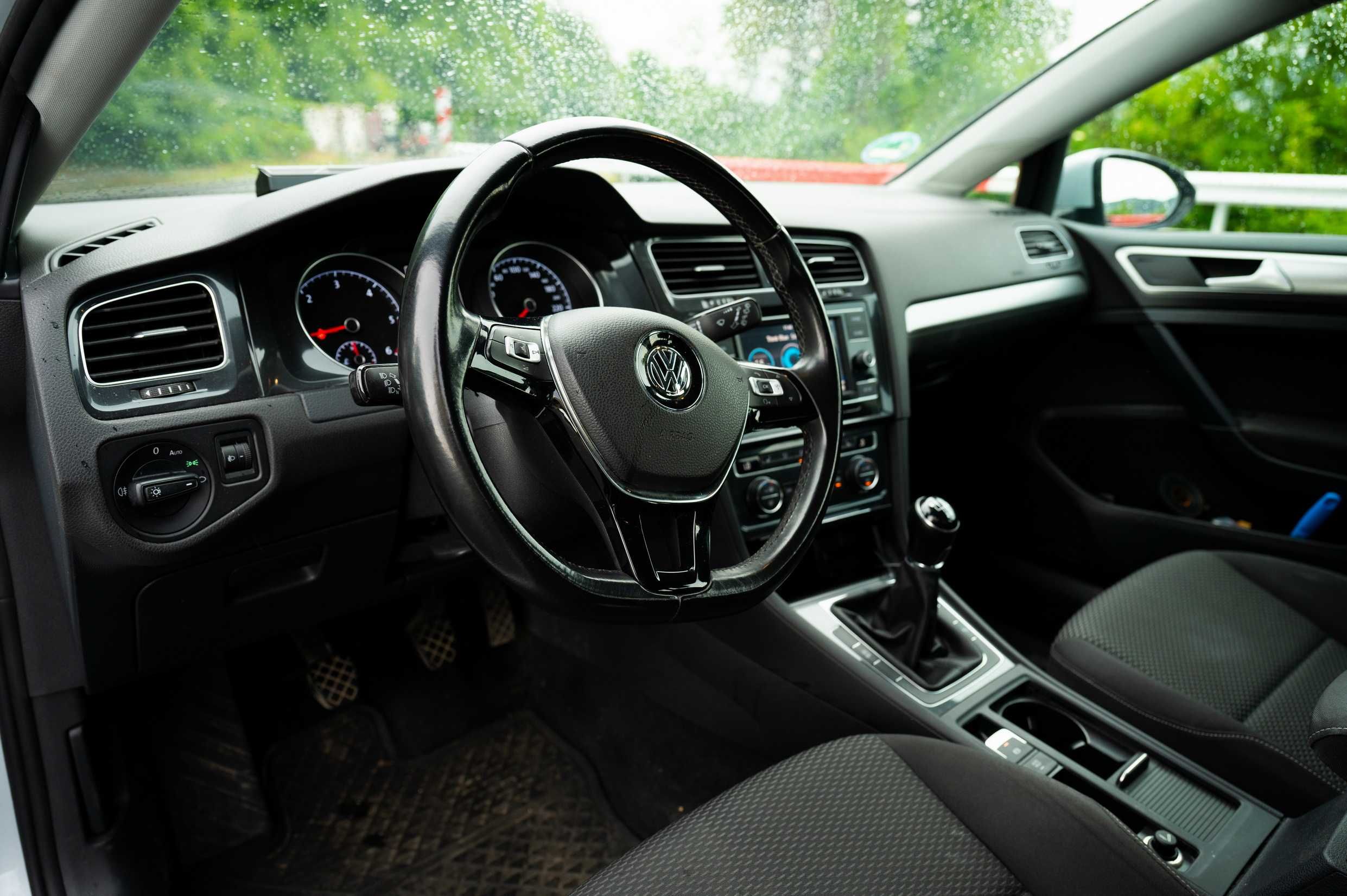 Volkswagen Golf 7 Variant Trendline 1.6 TDI – 115 CP