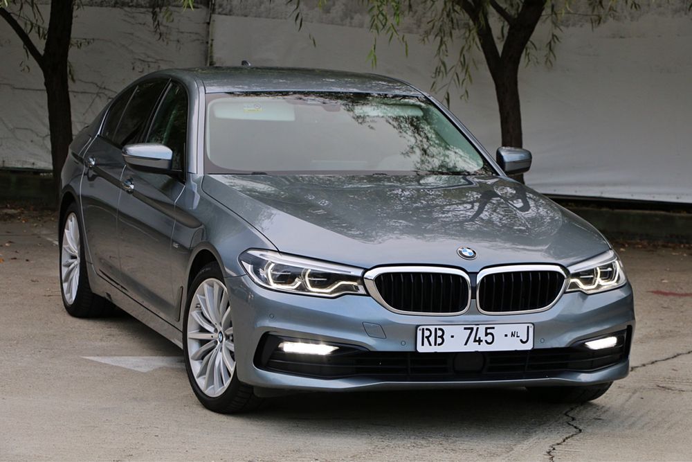 Bmw 520d,190CP,Distronic,Head Up,Full Led,Camera,Ventilatie,Int seria7