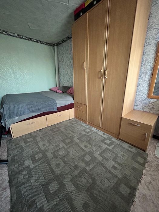 Продам спальный гарнитур