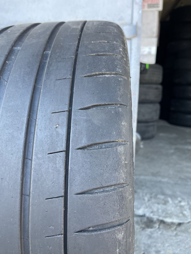 2 бр. летни гуми 235/35/20 Michelin PS 4S TO DOT 0220 4,5 mm