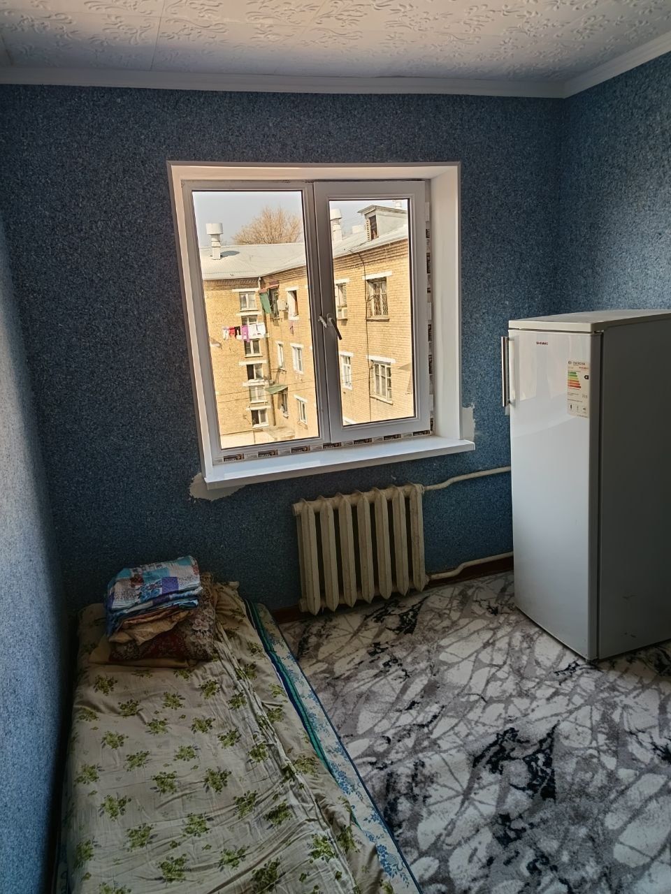 Продаю 1-комнату 12м2. Мирзо Улугбекском р-не Метро Буюк Ирака ёле