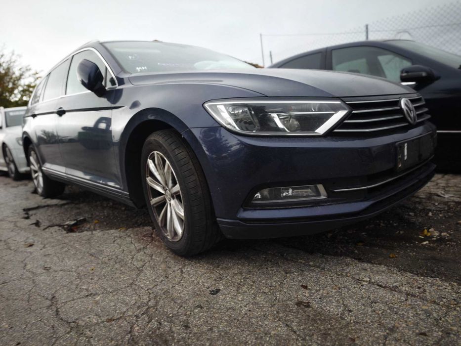 На части Passat B8 2.0TDI автомат Комби Пасат 8 85 000
