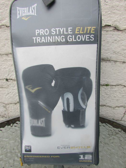 Боксови ръкавици Everlast Pro Style Elite