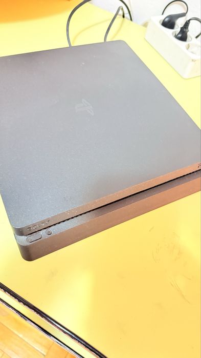 PS 4 Slim jocuri