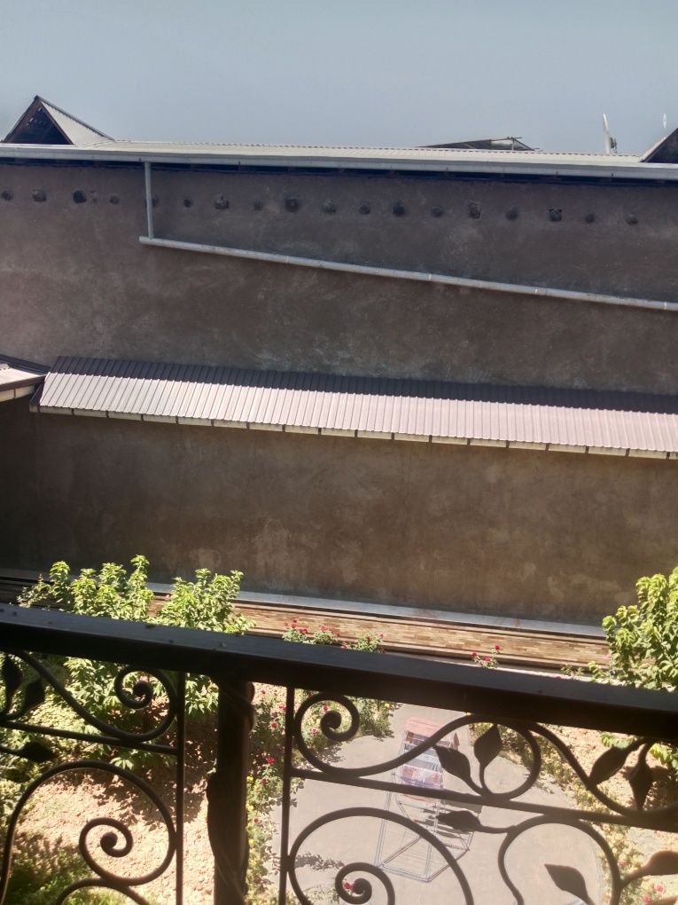 Chilonzor tumani 20kv arintr tralebus krugi Uchaska sotiladi