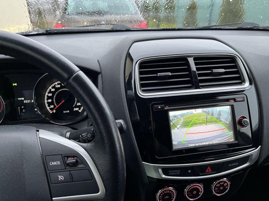 Vand Mitubishi asx facelift 4x4 la buton ,165000 km