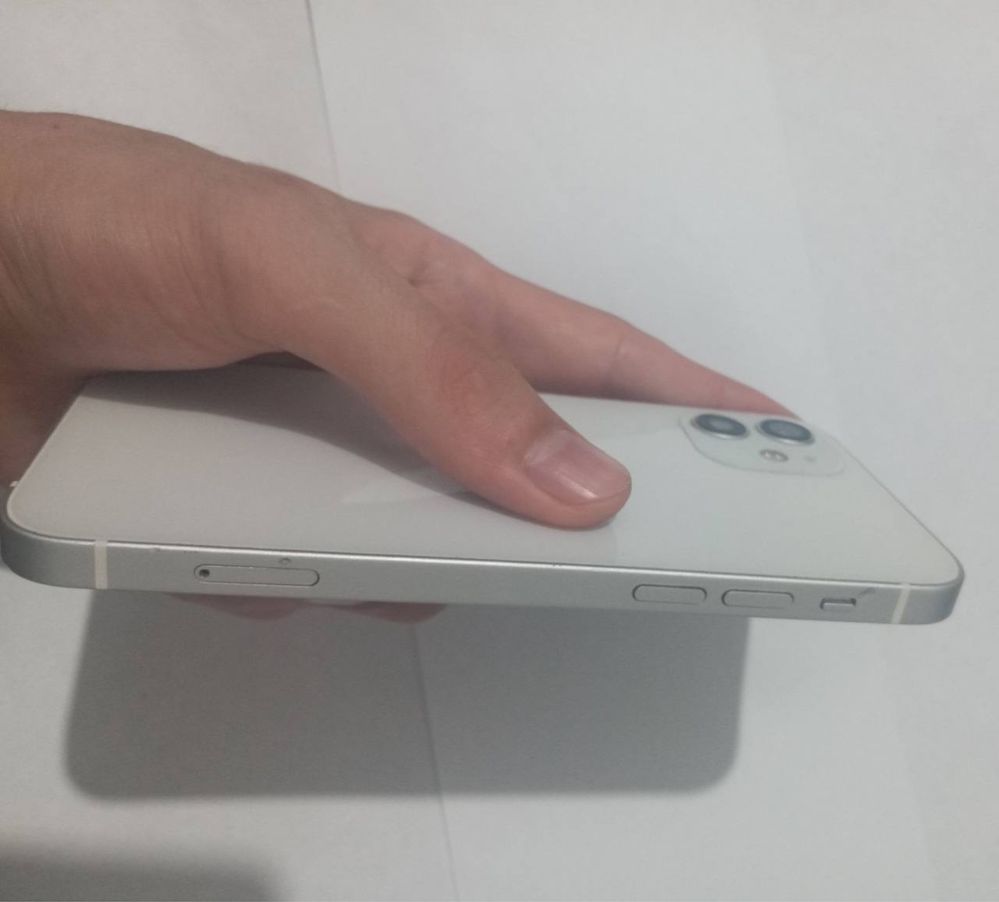 Iphone 12. 128gb srochna sotiladi