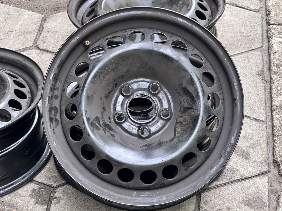 4бр железни Audi A1/3/ VW Golf 15цола