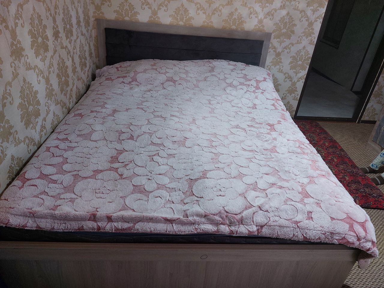 Спальний двух диван